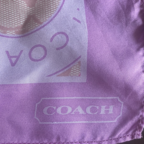 COACH 1941 silk scarf bandana. - Picture 3 of 7